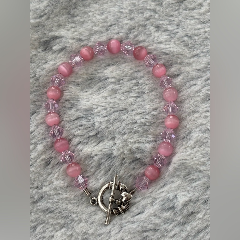 Pink Cats Eye Silver Claddagh Beaded Toggle Bracelet
